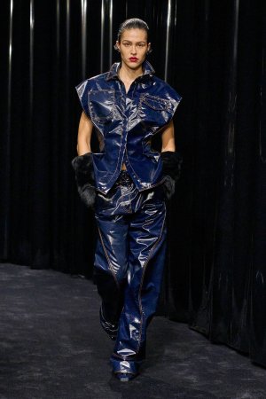 00038-ferrari-fall-2024-ready-to-wear-credit-gorunway 拷貝.jpg