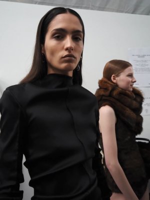 backstage-acne-studiost-fall-2024-ready-to-wear-92.jpg