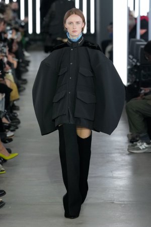 sacai fw24_2.jpg