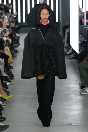 sacai fw24_9.jpg