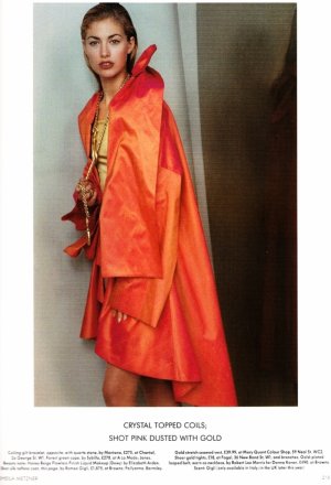 vogue_uk_april_1990_18.jpg