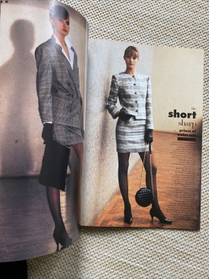 Vintage-Vogue-Magazine-February-1987-British-Style-_57 (1).jpg