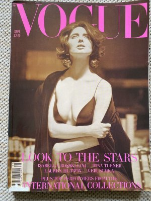 Vintage-Vogue-Magazine-September-1989-International-Collections.jpg
