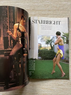 Vintage-Vogue-Magazine-September-1989-International-Collections-_57 (1).jpg