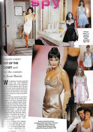 Vogue-Uk-1991-Linda-Evangelista-Nadja-Auermann-Yasmeen-_57 (2).jpg