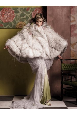 nina-ricci-silver-fox-cape-with-ostrich-feathers-dc3a9gradc3a9-bias-cut-silk-dress-and-shoes-f...jpg