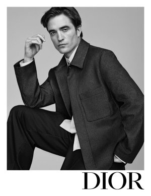 DIOR-ICONS-ADVERTISING-CAMPAIGN-WITH-ROBERT-PATTINSON-BY-ALASDAIR-MCLELLAN-4-scaled.jpg