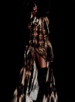 maja-latinovic mario testino (7).jpg