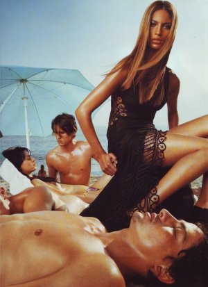 versace summer 2002 (19).jpg