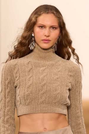 00003-ralph-lauren-fall-2024-ready-to-wear-details-credit-brand.jpg