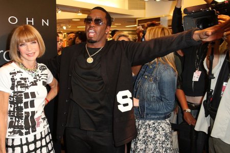 2013_02_anna-wintour-fashions-night-out.0.jpg 2013_02_anna-wintour-fashions-night-out.0.jpg