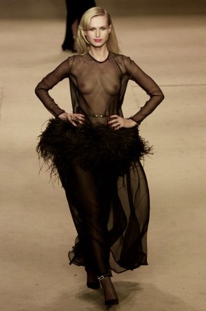 156-spring-2002-saint-laurent-couture-inga-savits.jpg