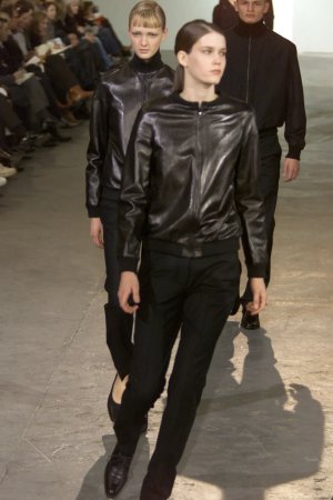 HELMUT-LANG-FALL-2000-RTW-20-3915.jpg HELMUT-LANG-FALL-2000-RTW-20-3915.jpg