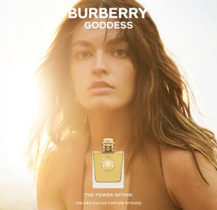 Burberry-Goddess-Eau-de-Parfum-Intense-Ad01.jpg