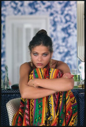 199924963_ornella-muti-by-douglas-kirkland-6.jpg