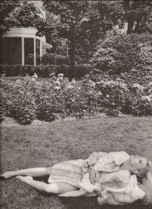 Catherine Deneuve-Charlotte Rampling-Dombasle Vogue Paris 1983-9.jpg