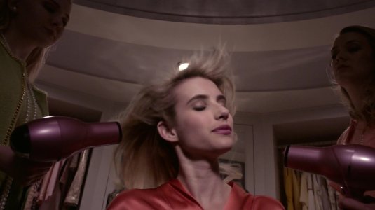 Scream_Queens_2015_S01E01E02_Pilot-Hell_Week_1080p_KISSTHEMGOODBYE_NET_SCREENCAPS_0200.jpg