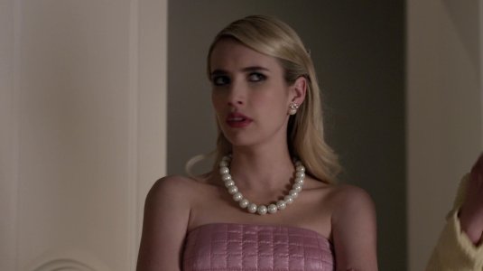 Scream_Queens_2015_S01E01E02_Pilot-Hell_Week_1080p_KISSTHEMGOODBYE_NET_SCREENCAPS_2805.jpg