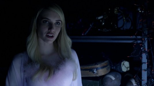 Scream_Queens_2015_S01E01E02_Pilot-Hell_Week_1080p_KISSTHEMGOODBYE_NET_SCREENCAPS_3535.jpg