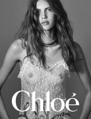 chloe-winter-2024-campaign-ctsy-07.jpg