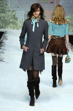 smolka f04blugirl-89  vlq.jpg