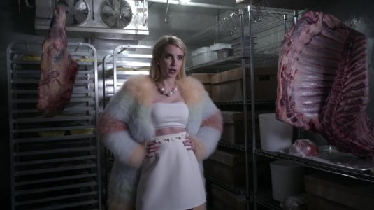 Scream_Queens_2015_S01E03_Chainsaw_1080p_KISSTHEMGOODBYE_NET_0185.jpg