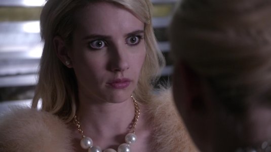 Scream_Queens_2015_S01E03_Chainsaw_1080p_KISSTHEMGOODBYE_NET_0257.jpg