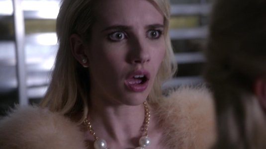 Scream_Queens_2015_S01E03_Chainsaw_1080p_KISSTHEMGOODBYE_NET_0272.jpg