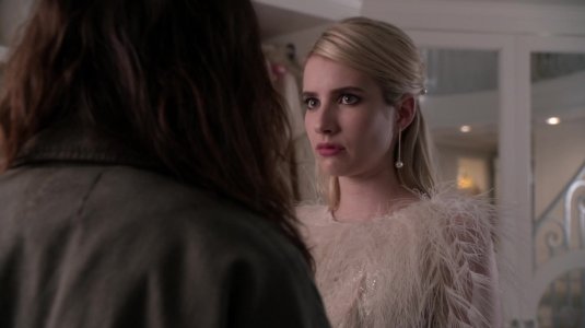 Scream_Queens_2015_S01E03_Chainsaw_1080p_KISSTHEMGOODBYE_NET_2042.jpg