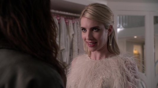 Scream_Queens_2015_S01E03_Chainsaw_1080p_KISSTHEMGOODBYE_NET_2067.jpg