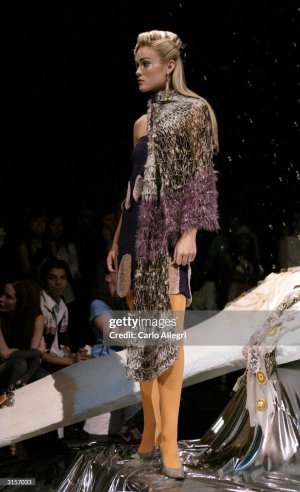 axtell f04genArt-LAFW.jpg