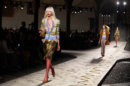 Versace atm S25 005.jpg