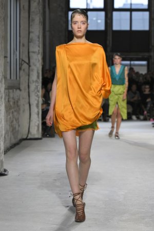 dries-van-noten-rtw-spring-2025-gg-045.jpeg