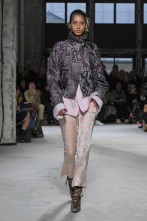 dries-van-noten-rtw-spring-2025-gg-052.jpeg