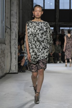 dries-van-noten-rtw-spring-2025-gg-055.jpeg