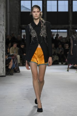 dries-van-noten-rtw-spring-2025-gg-060.jpeg