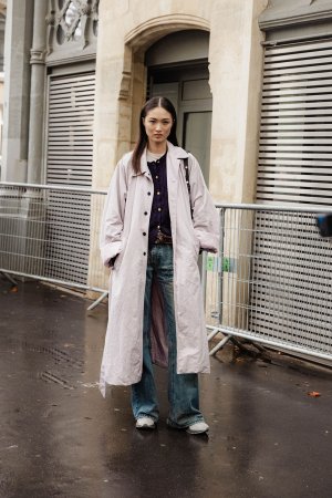 Xu-Wei-09-25-2024-PFW-SS25-StreetStyle2-MelodieJeng-MJJ_1939.jpg