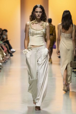 georges-hobeika-spring-2025-ready-to-wear-collection-look-17-1200x1800-1.jpg