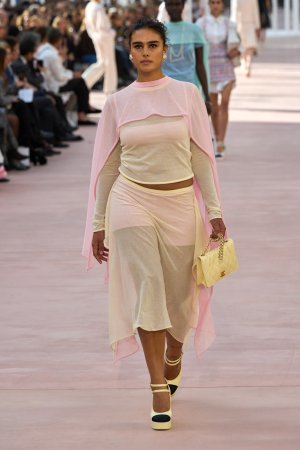 Chanel S25 026.jpg