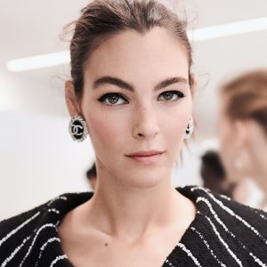 chanel-beauty-Vittoria-Ceretti.jpeg