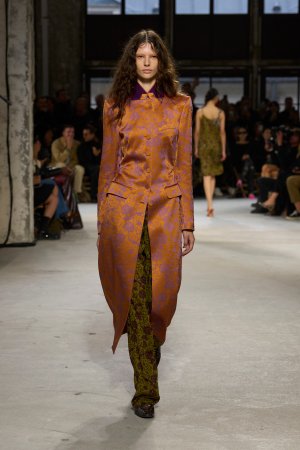 Van Noten S25 040.jpg