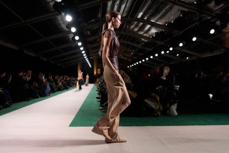 Victoria Beckham atm S25 004.jpg