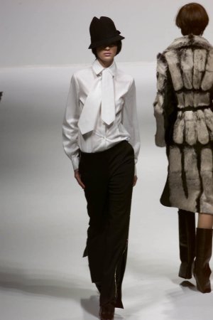 Paola Frani 2000 FW 7.jpg