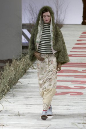 Antonio Marras 2000 FW 9.jpg