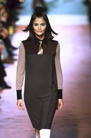 8.helena christensen.jpg