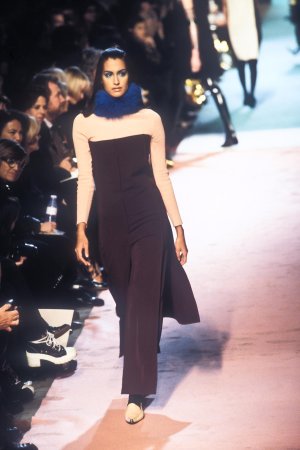 11.yasmeen ghauri.jpg