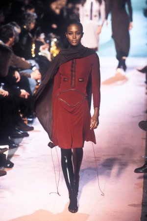 97.naomi campbell.jpg