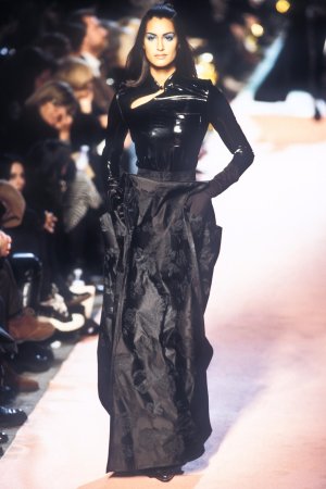149.yasmeen ghauri.jpg