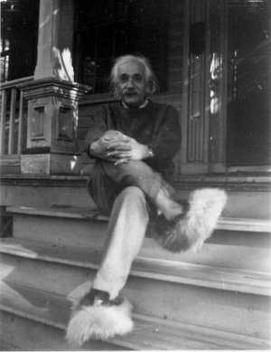 Heres-a-photo-of-Albert-Einstein-in-furry-slippers.jpg