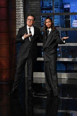 zoe-saldana-colbert-1.jpg